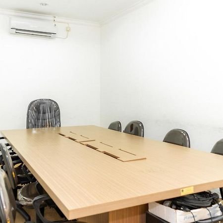 Reddoorz Plus Syariah Near Java Supermall Semarang 2 Zewnętrze zdjęcie
